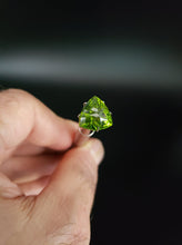 Load image into Gallery viewer, Peridot 8.59ct Fancy Cut by Mark Gronlund.